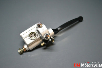 Peugeot genuine new sum up 125 front brake master cylinder lever pn 800341