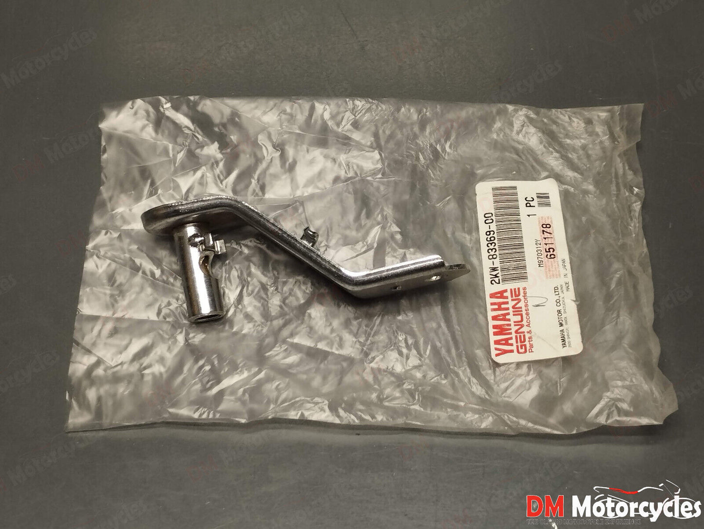 Yamaha genuine new fz 750 p fz 750 bracket pn 2kw-83369-00