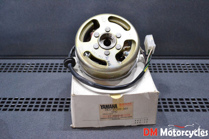 Yamaha genuine nos magneto stator assy pn 3e4-85500-m0