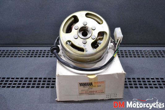 Yamaha genuine nos magneto stator assy pn 3e4-85500-m0