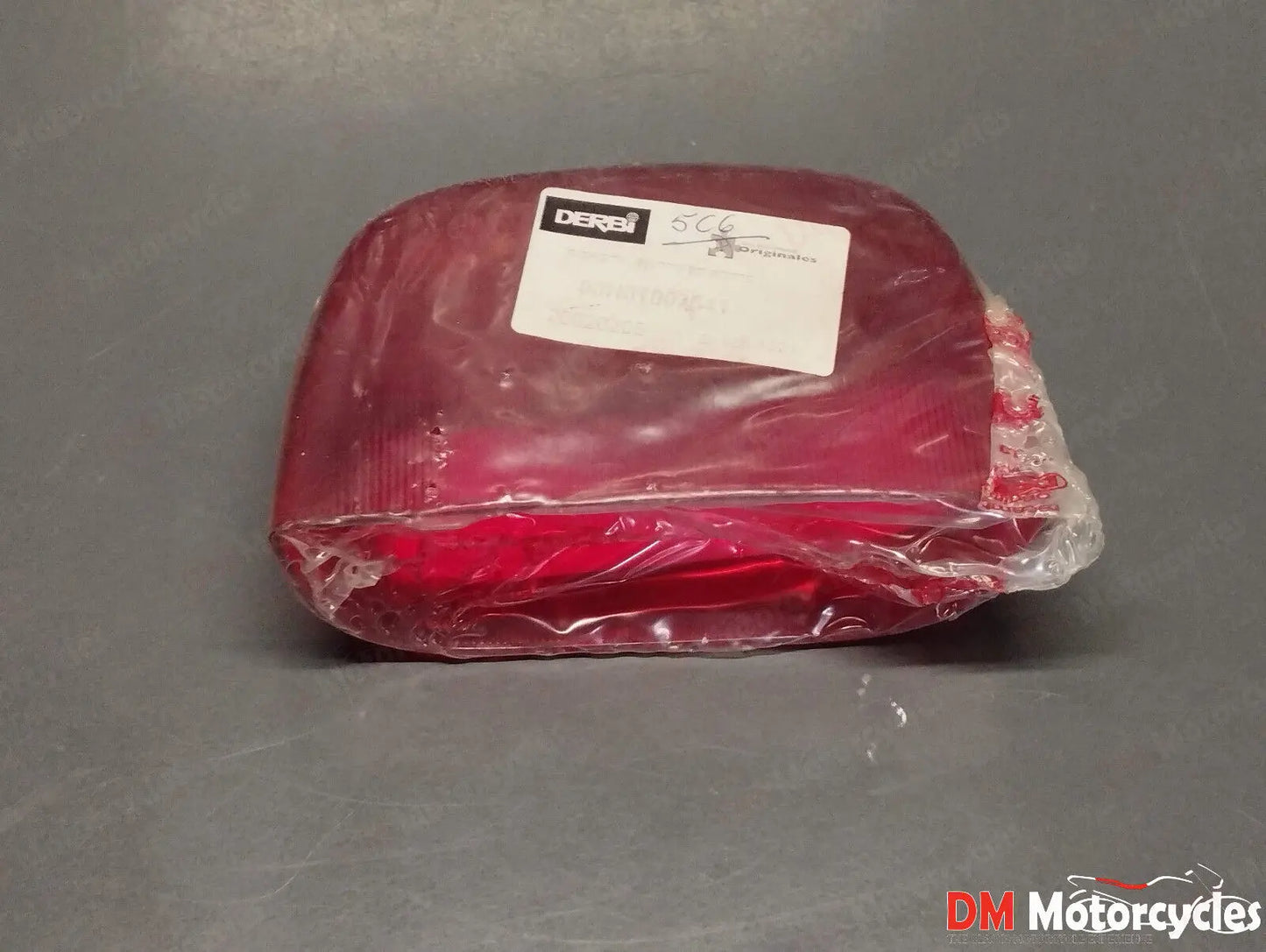 Derbi genuine new senda 50 taillight lens pn 00h01002341