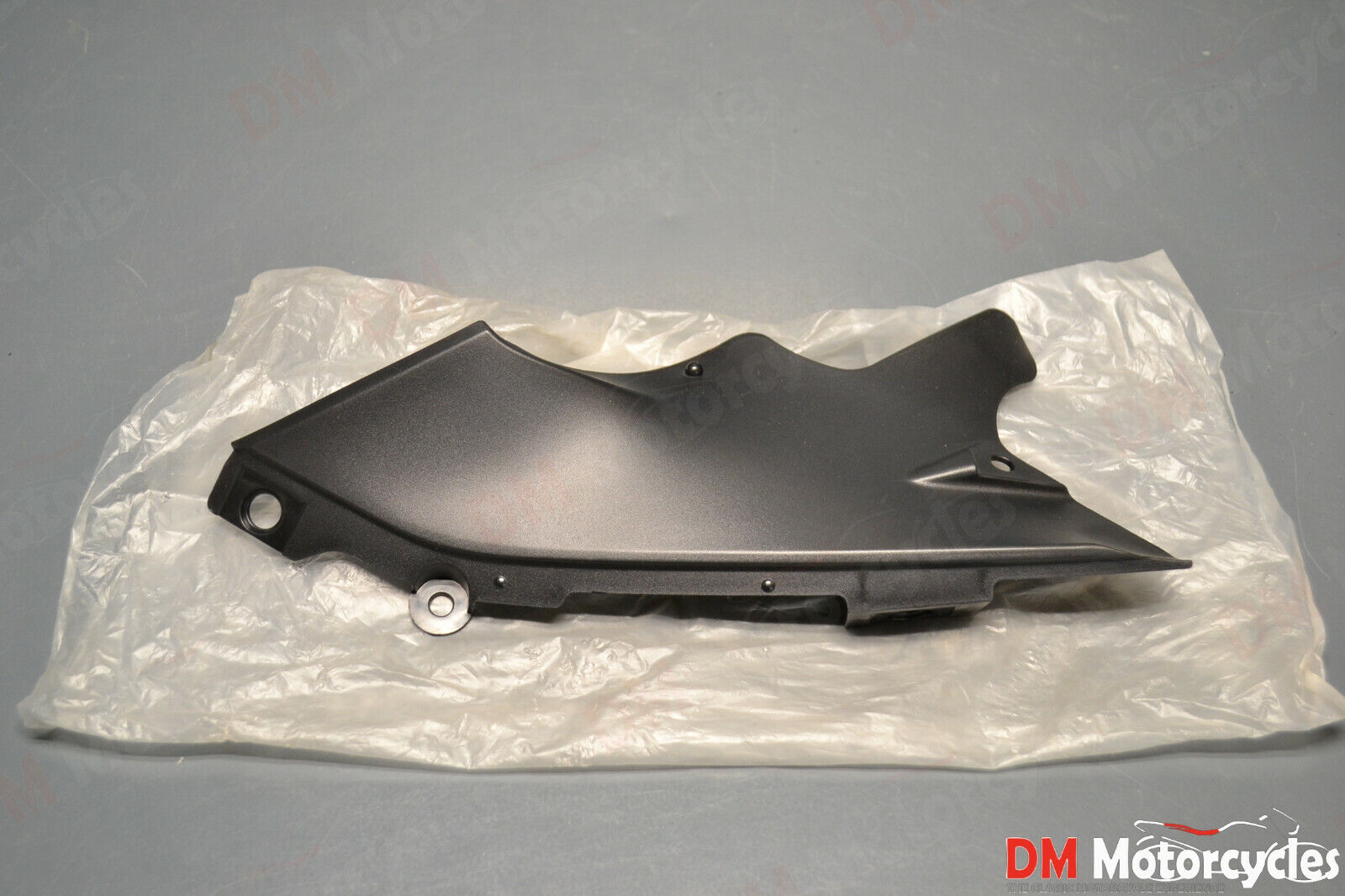 Yamaha genuine new yzf r1 air outlet grill pn 5vy-2837w-00