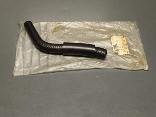Yamaha genuine nos yz 125 83-85 radiator hose 7 pn 39w-12477-00