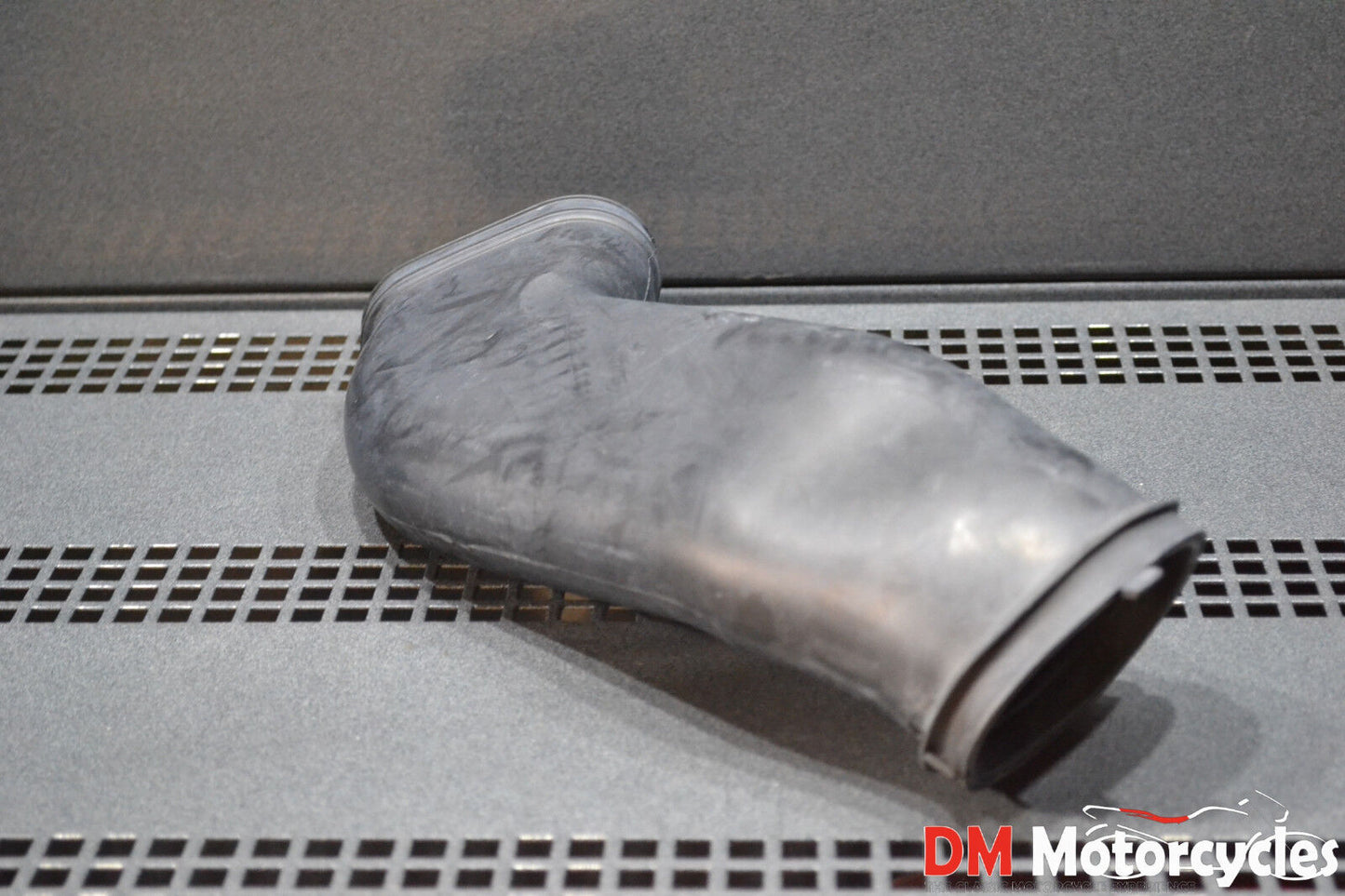 Yamaha genuine new xp 500 tmax 500 02 - 07 transmission air duct pn 5gj-15473-00
