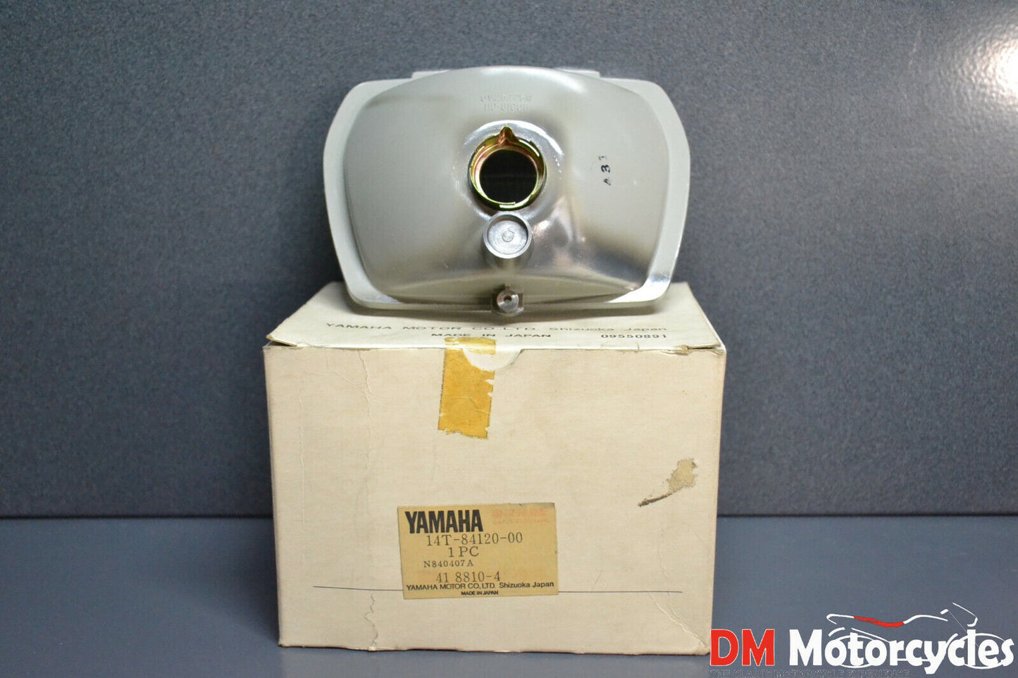 Yamaha genuine nos ca50 riva headlight pn 14t-84120-00