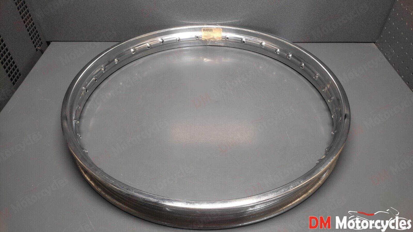 Yamaha genuine nos  DT50 dt50mx 21x1,6 front wheel rim pn 94416-21295