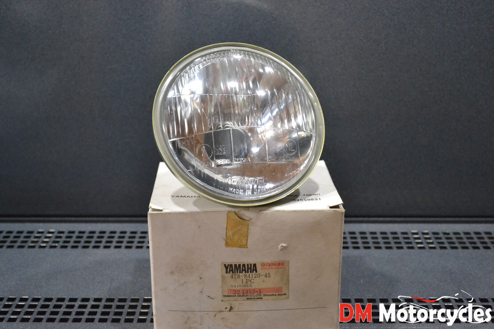 Yamaha genuine nos dt 80 rd 50 headlight lens pn 478-84120-45