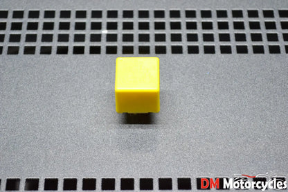 Piaggio genuine new MP3 125 250 500 Vespa GTS 300 IE Super relay pn 58099R