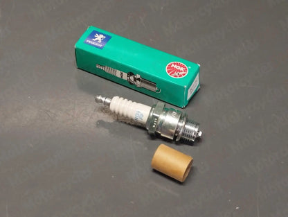 New NGK BR7HS Spark Plug x1
