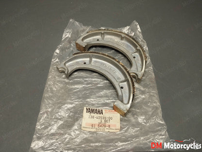 Yamaha genuine new ya 6 1966 rear brake shoes kit pn 136-w2535-00