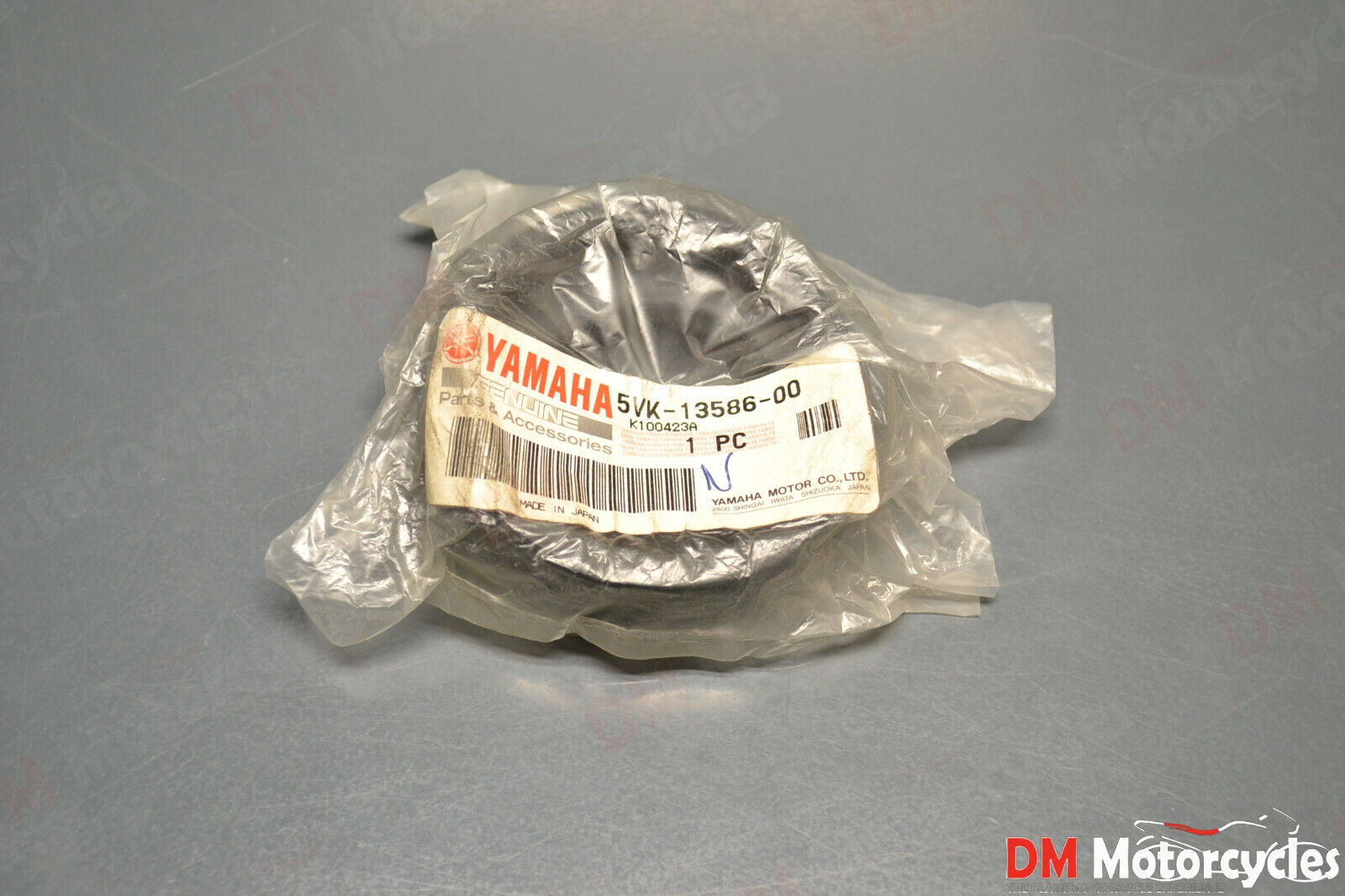 Yamaha genuine new xt660 mt-03 intake manifold joint pn 5vk-13586-00