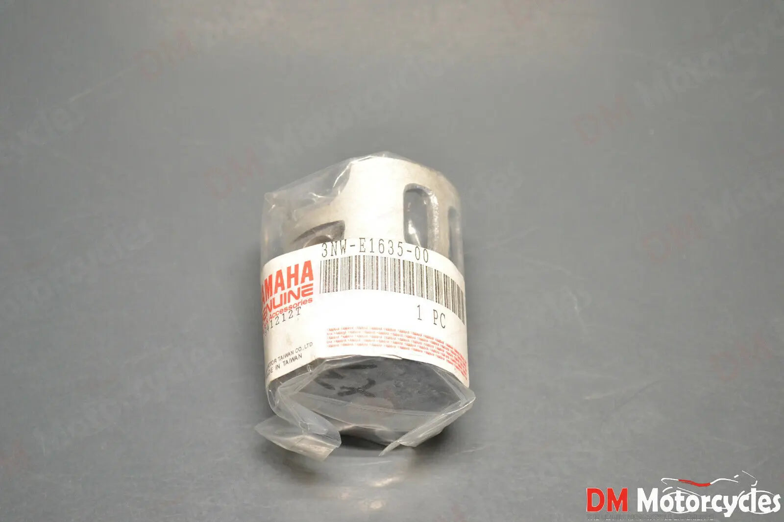 Yamaha genuine new cr90 target 0.25 over piston pn 3nw-e1635-00