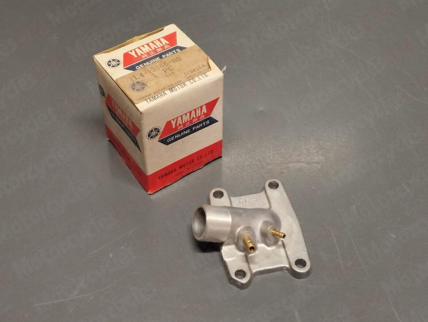 Yamaha genuine nos lb50 lb 50 chappy carburetor manifold joint pn 1l4-13565-00