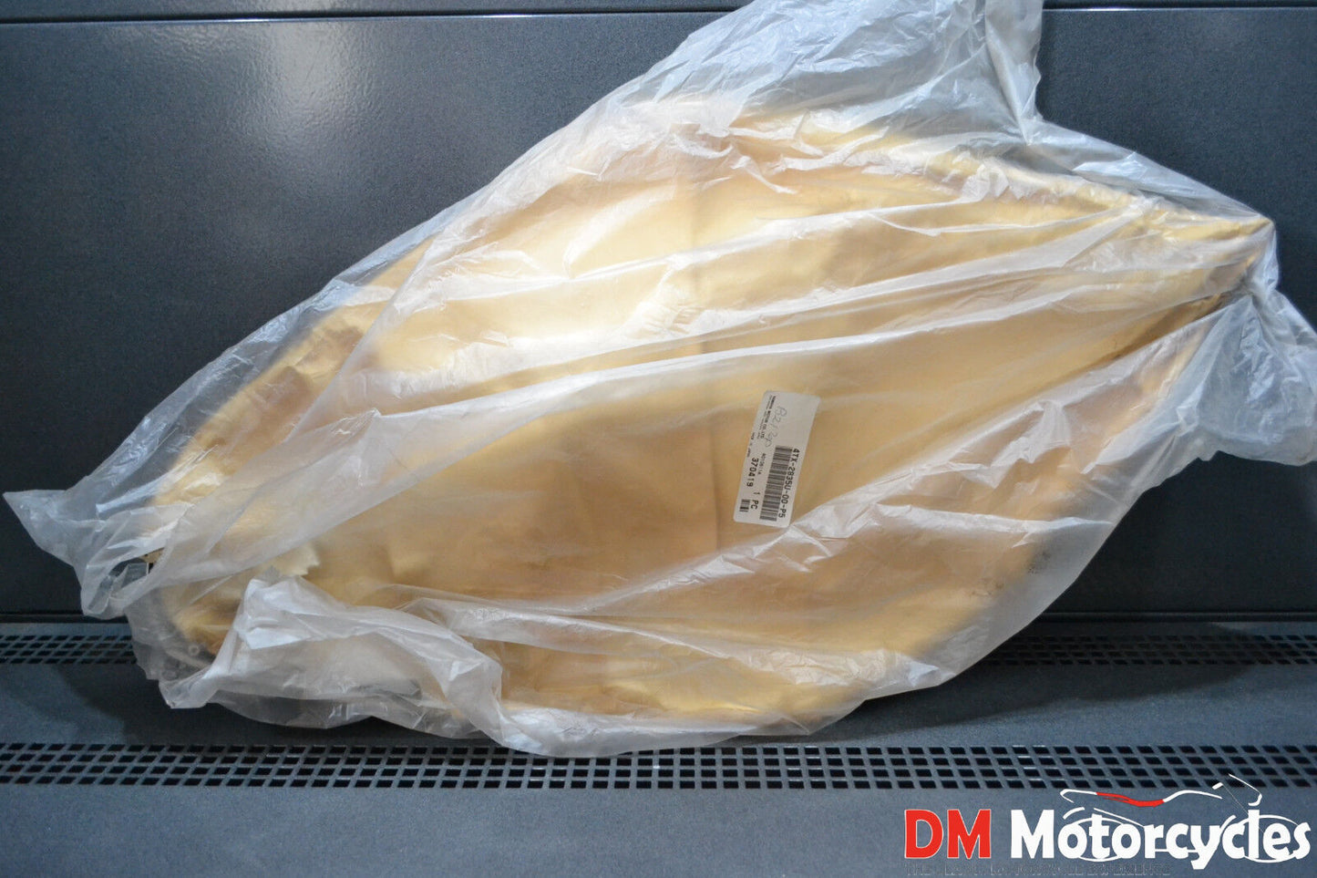 Yamaha genuine new tdm850 tdm 850 front side panel 1 pn 4tx-2835u-00-p5