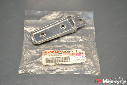 Yamaha genuine new fz1 fz6 fjr1300 2001 - 2013 rear footrest 2 pn 5lv-27441-01
