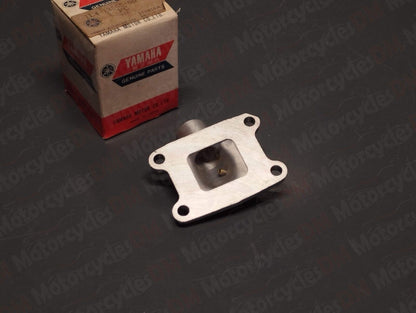 Yamaha genuine nos lb50 lb 50 chappy carburetor manifold joint pn 1l4-13565-00