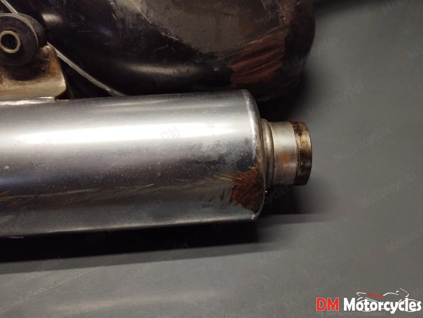Suzuki genuine used RGV250 RGV VJ21 Japanese import exhaust muffler Complete