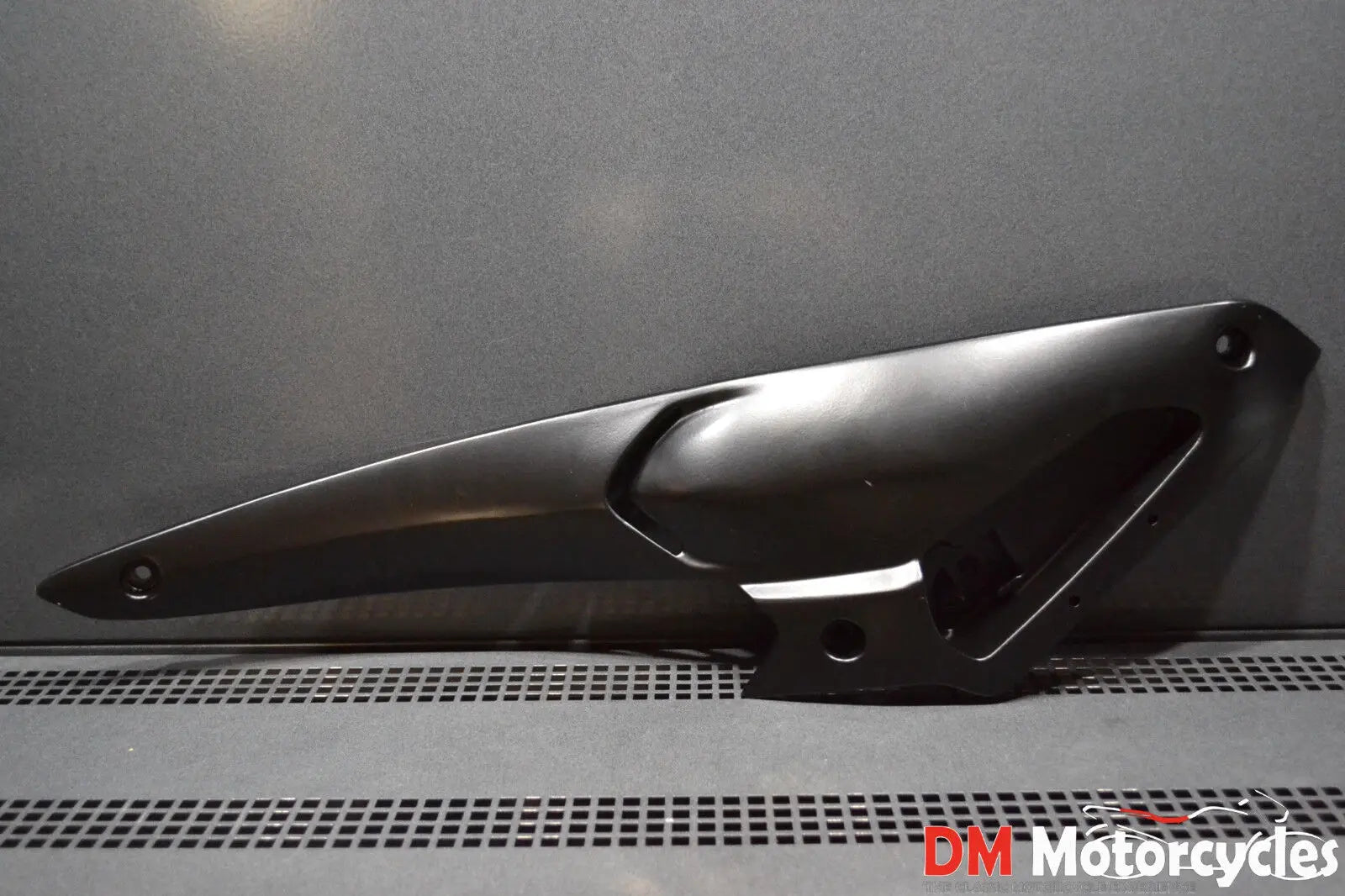 Piaggio genuine new gilera nexus 125 250 300 500 lh side cover pn 975495000c