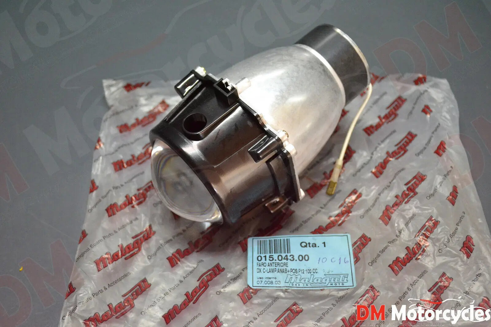 Malaguti Genuine new phantom f12 halogen headlight h3 pn 01504300