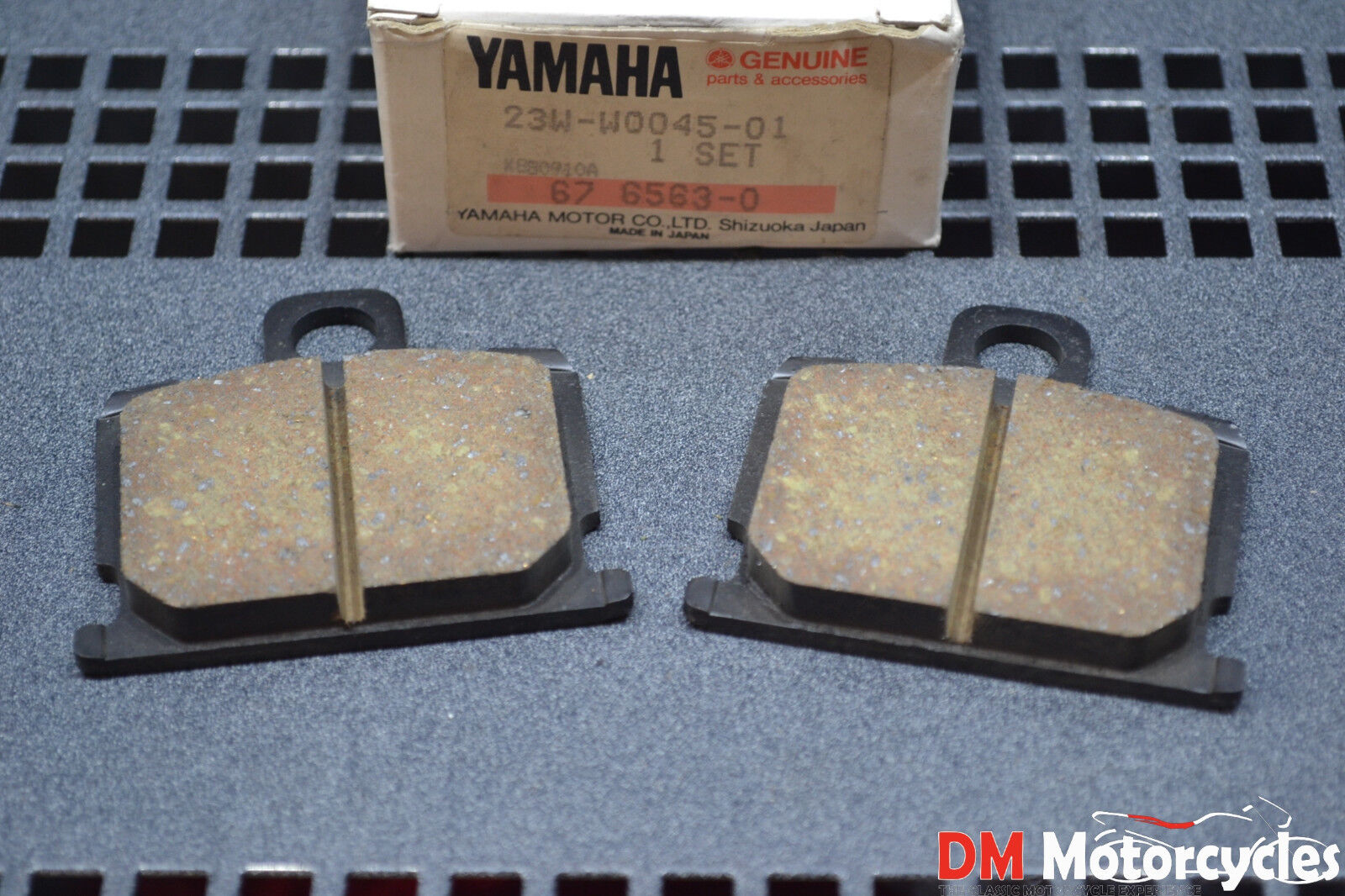 Yamaha genuine nos xj 550 xj 750 xt 600 xs front brake pad kit pn 23w-w0045-01