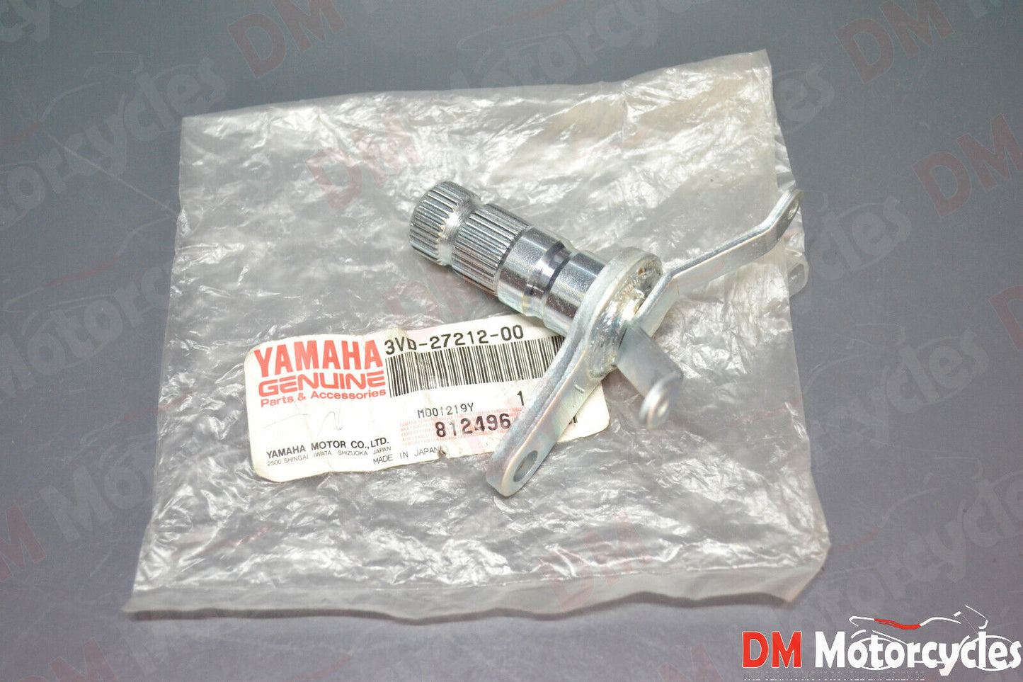 Yamaha genuine new tdm 850 rear brake pedal axis shaft pn 3vd-27212-00