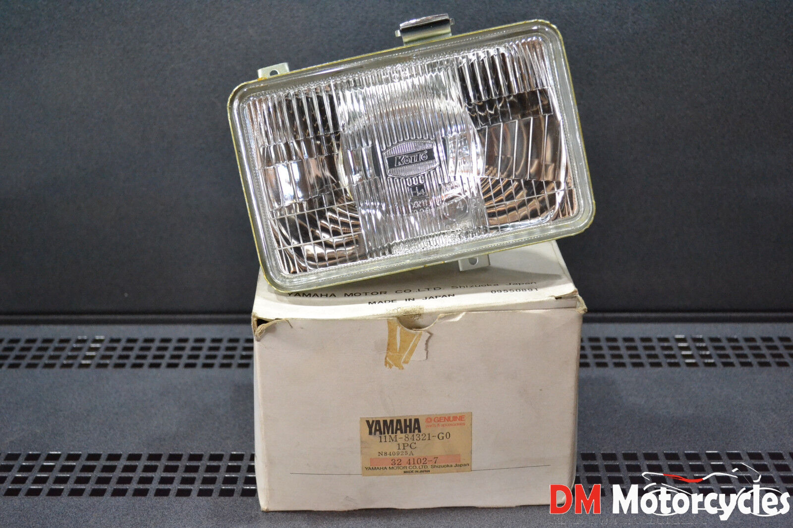 Yamaha genuine nos xt 600 tenere 600 tw 200 headlight lens pn 11m-84321-g0