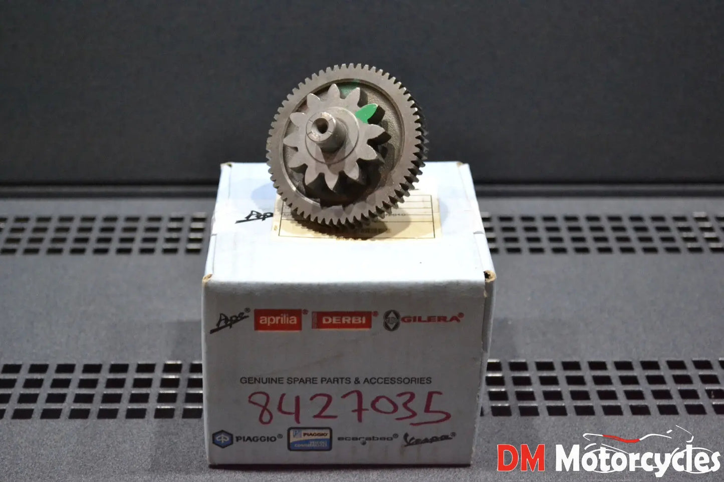 Piaggio genuine new vespa gt 250 - 300 starter motor gear pn 8427035