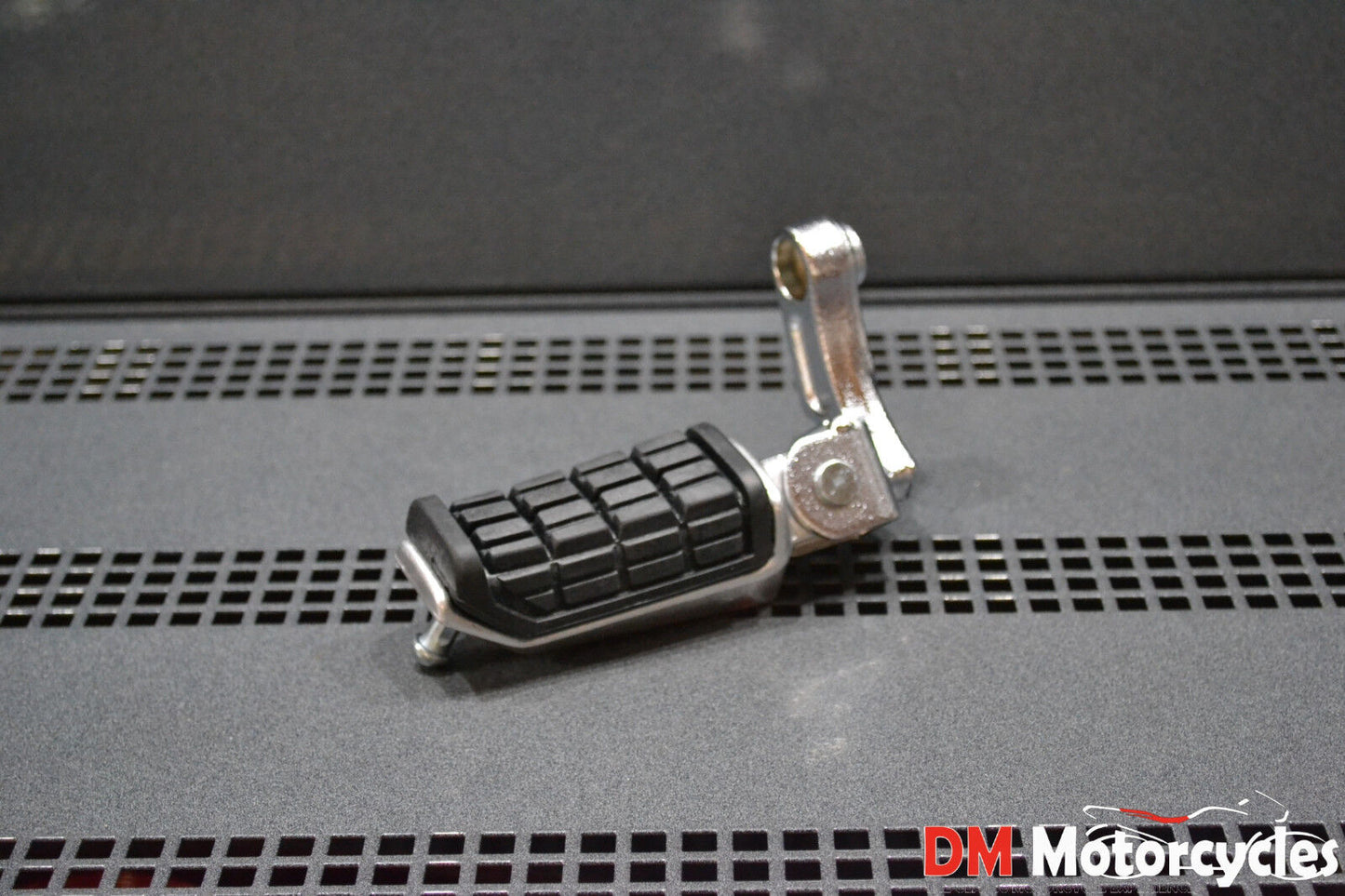 Yamaha genuine new fz750p fz 750 police foot peg pn 2kw-27420-10