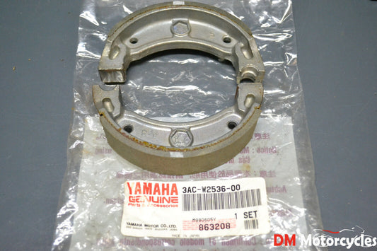 Yamaha genuine new yfm 80 ttr 125 brake shoes kit pn 3ac-w2536-00