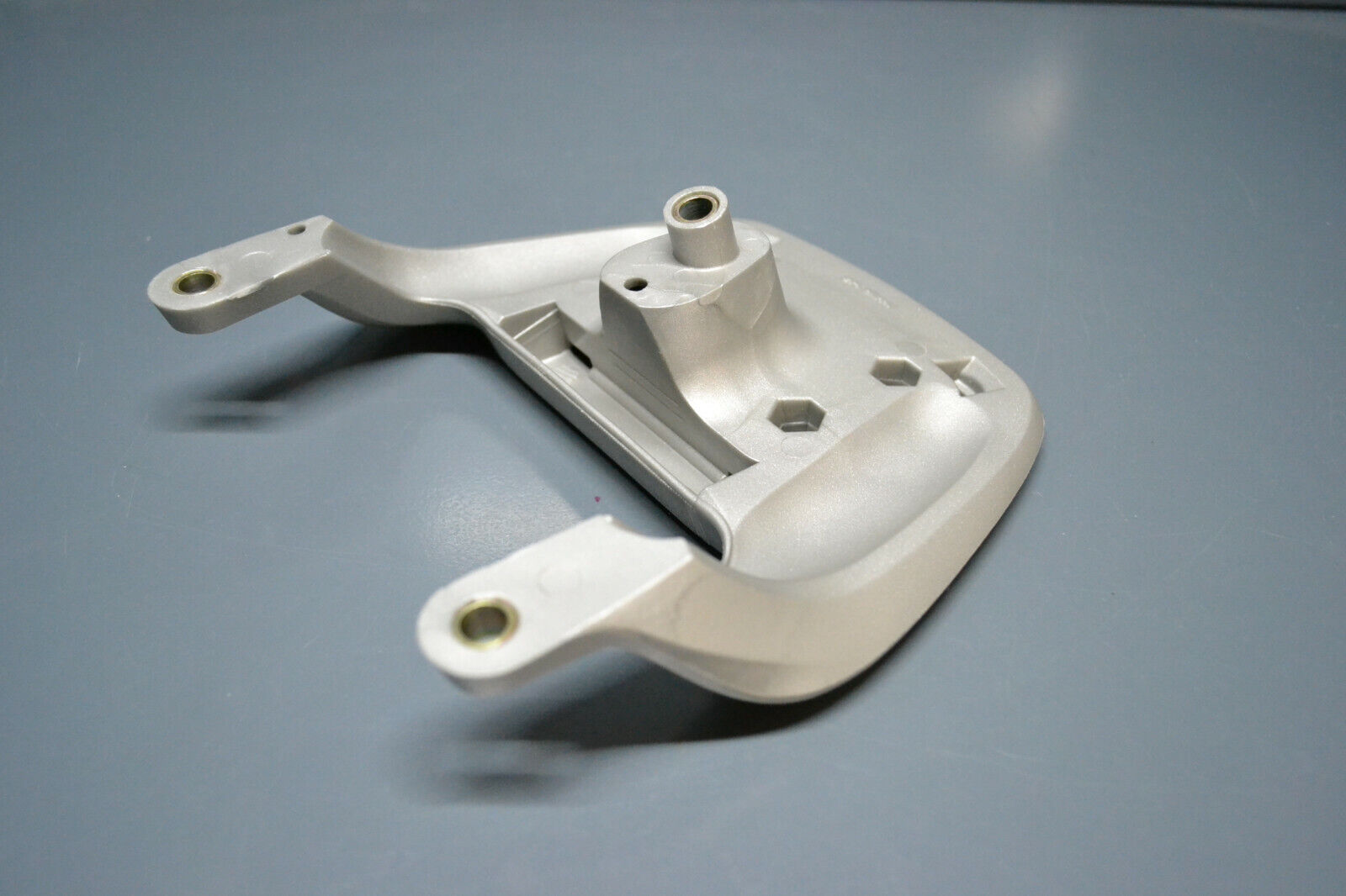 Yamaha genuine nos CW50RS CW 50 1999 rear carrier PN 5fx-f4842-00