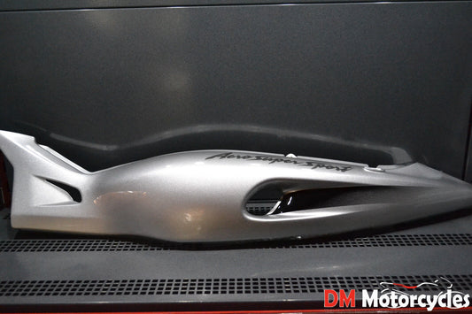 Yamaha genuine new yzf600 yzf 600 1997 - 2002 lh tail cover pn 4tv-y2171-k1-p1