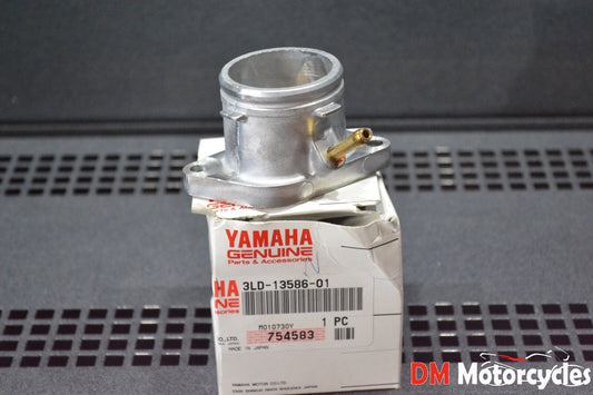 YAMAHA GENUINE TDM850 TDM 850 1992 CARBURETOR JOINT 1 PN 3LD-13586-01