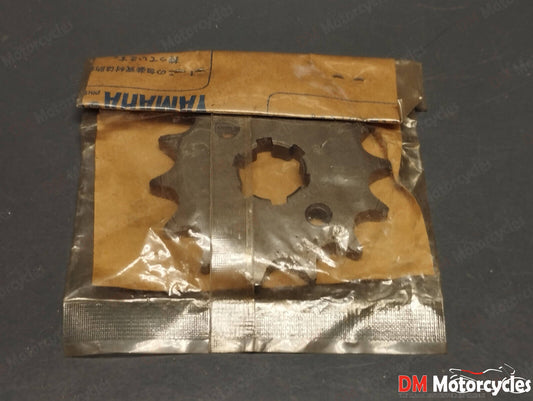 Yamaha oem rd 200 dt xt 125 rt 180 ty 250 mx 175 yz 80 ya6 yas1 ysc1 at 1 2 3 ht1 drive sprocket 93822-14043