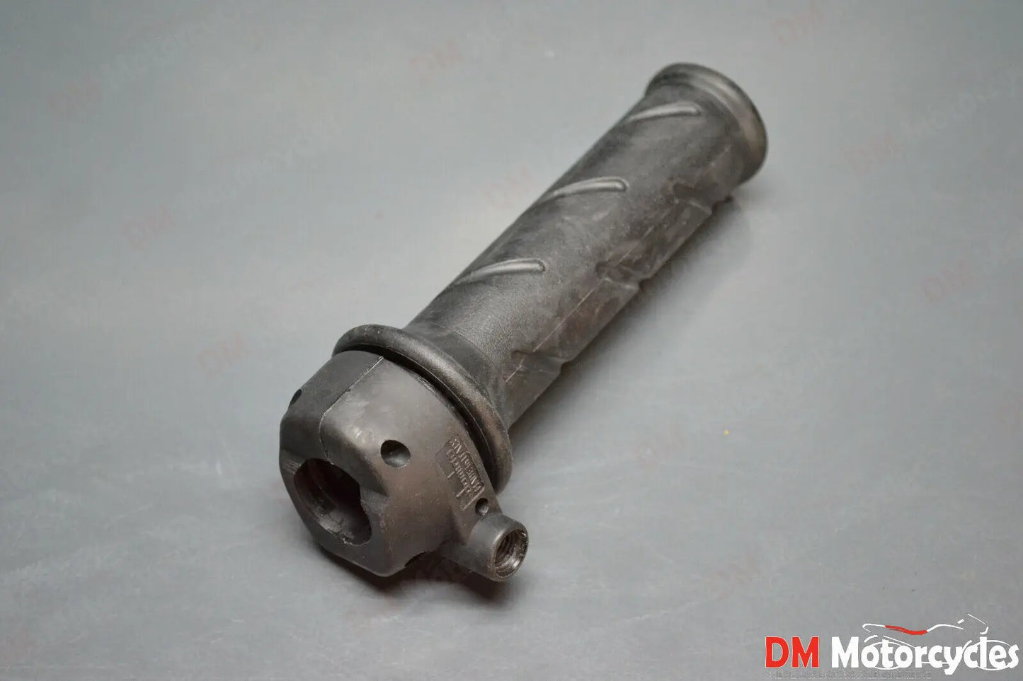 Peugeot genuine new Speedake 50 throttle grip housing assy pn 80750