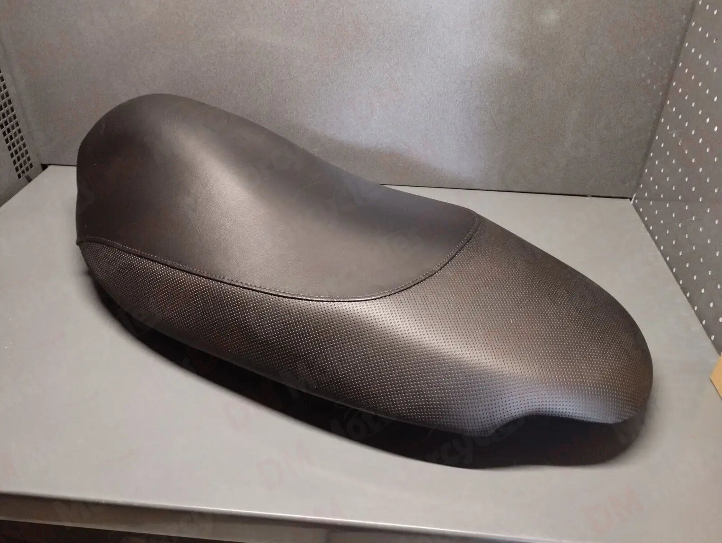 Peugeot genuine new trekker seat saddle pn 738879n