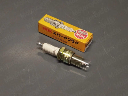 New NGK BP8ES Spark Plug x1