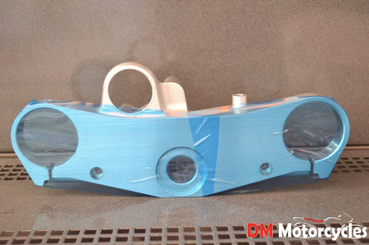 Yamaha genuine new yzf1000r yzf 1000 1997 steering top york pn 4sv-23435-00