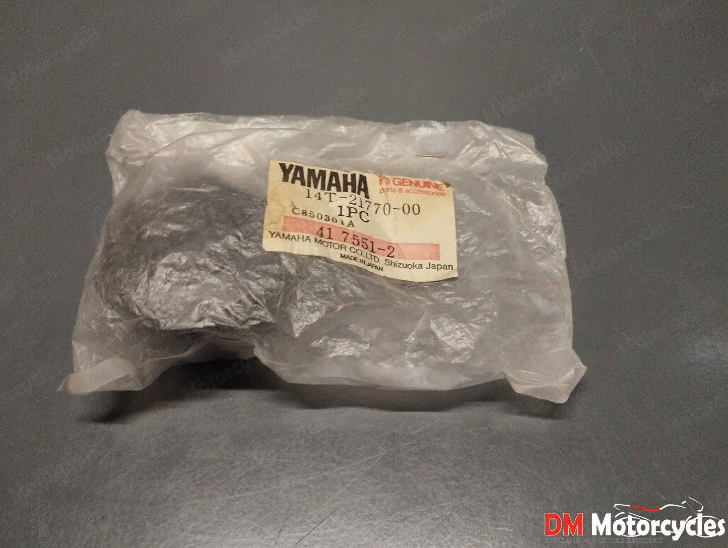 Yamaha genuine nos ca ce 50 riva trz 125 250 oil tank cap 14t-21770-00
