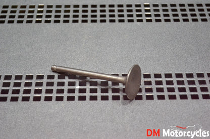 Yamaha genuine nos xt550 xt 550 intake valve pn 5y1-e2111-00