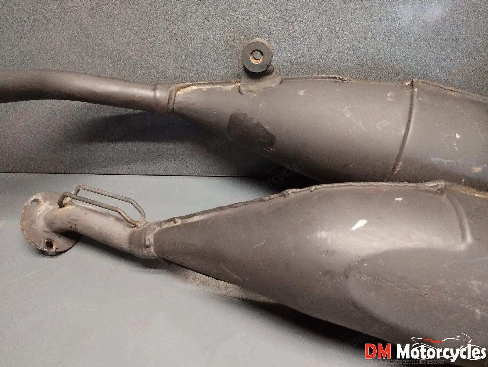 Aprilia genuine used RS250 RS 250 89/235*0009*00 exhaust muffler Complete