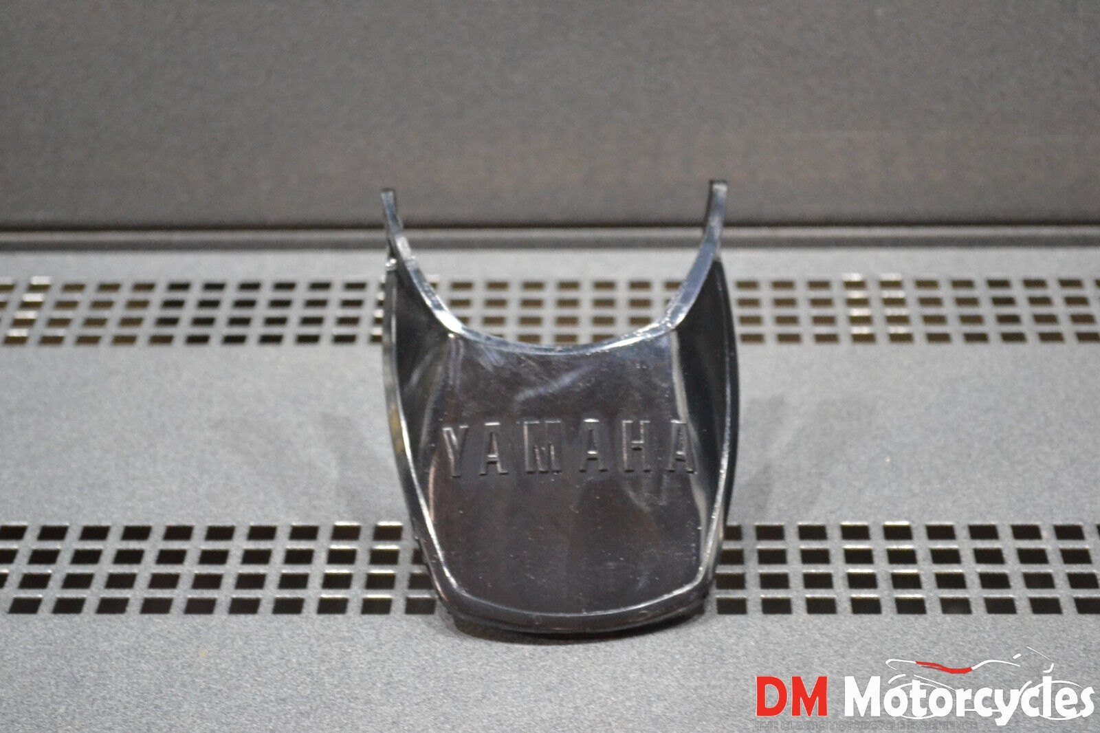 Yamaha genuine nos u5 u7 1966 - 1974 rear fender flap pn 116-21621-00