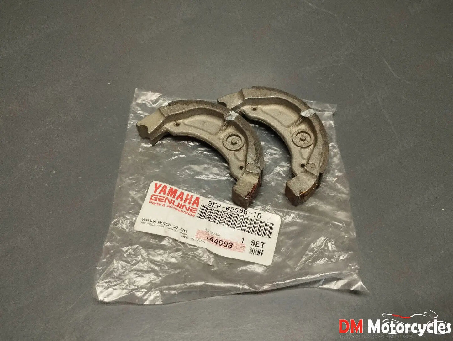 Yamaha genuine new ca 50 riva 83-86 brake shoes kit pn 3ep-w2536-10
