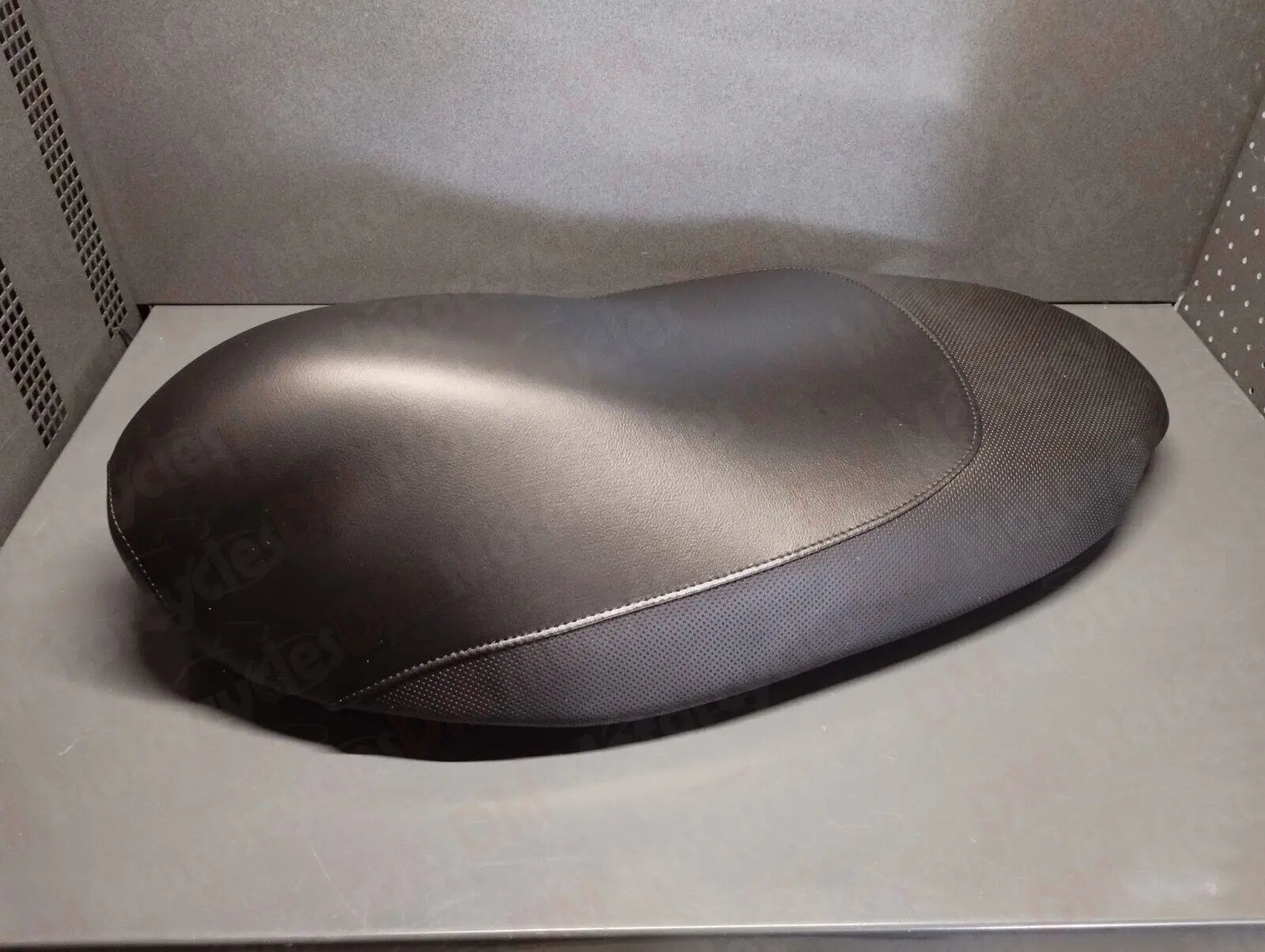 Peugeot genuine new trekker seat saddle pn 738879n