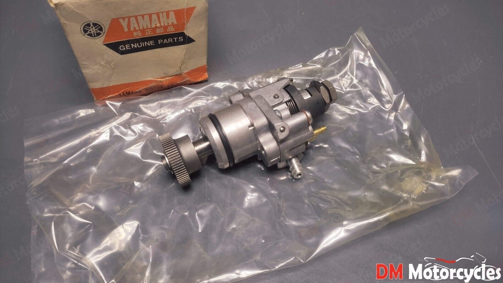 Yamaha genuine nos lb50 lb 50 chappy oil pump pn 2t5-13101-00