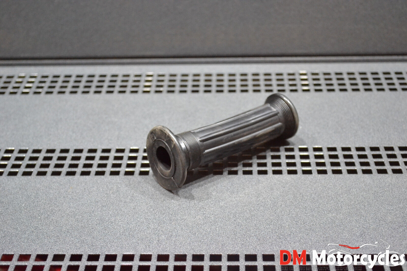 Yamaha genuine nos bw80 mx100 yz50 xc180 riva 200 180 lh grip pn 2n3-26241-00