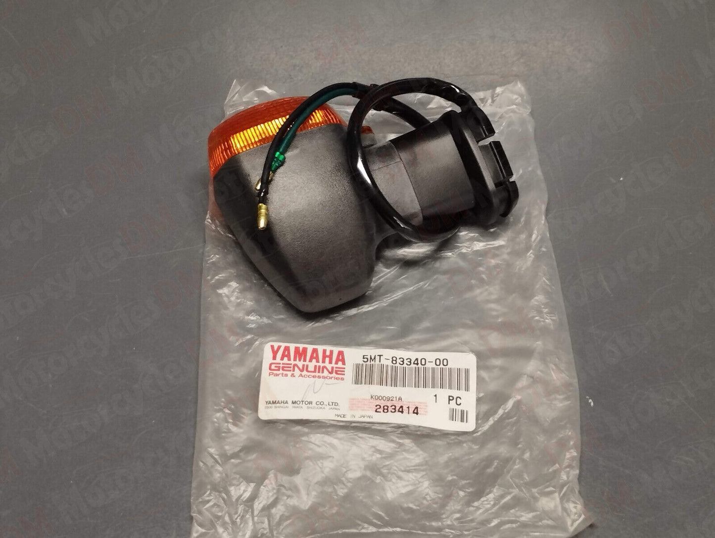 Yamaha genuine new yzf r6 yzf 600 2001 02 rear right turn signal pn 5mt-83340-00