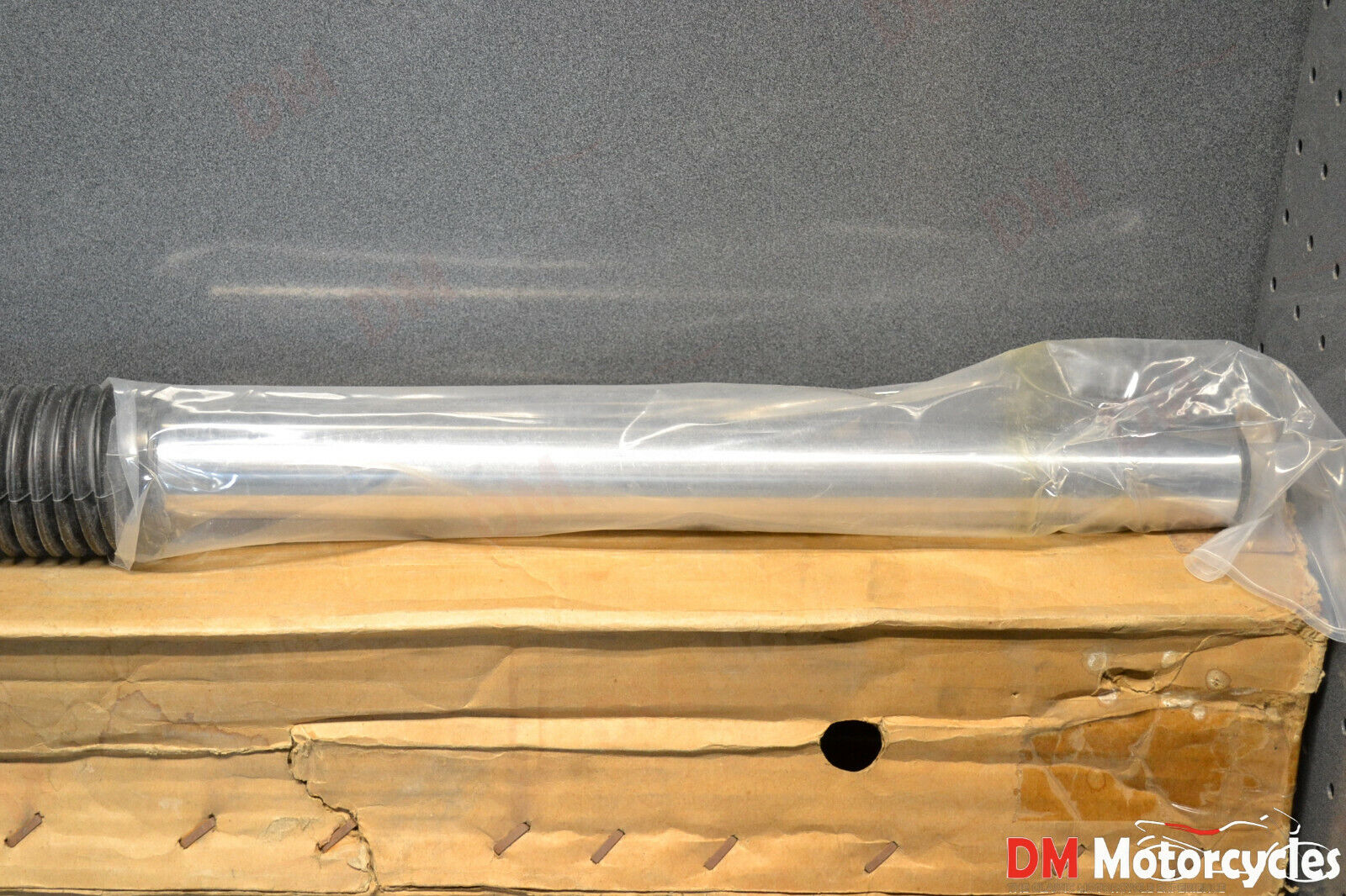 Yamaha genuine nos xt125 xt 125 1982 1983 front right fork pn 25a-23103-00