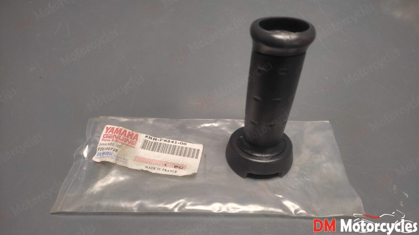 Yamaha genuine new yq100 aerox left grip pn 5br-f6241-00