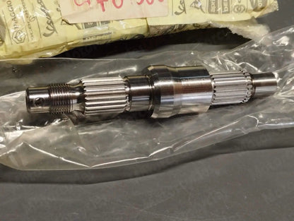 Piaggio genuine new vespa et4 sfera skipper hexagon 125 wheel shaft pn 4781566
