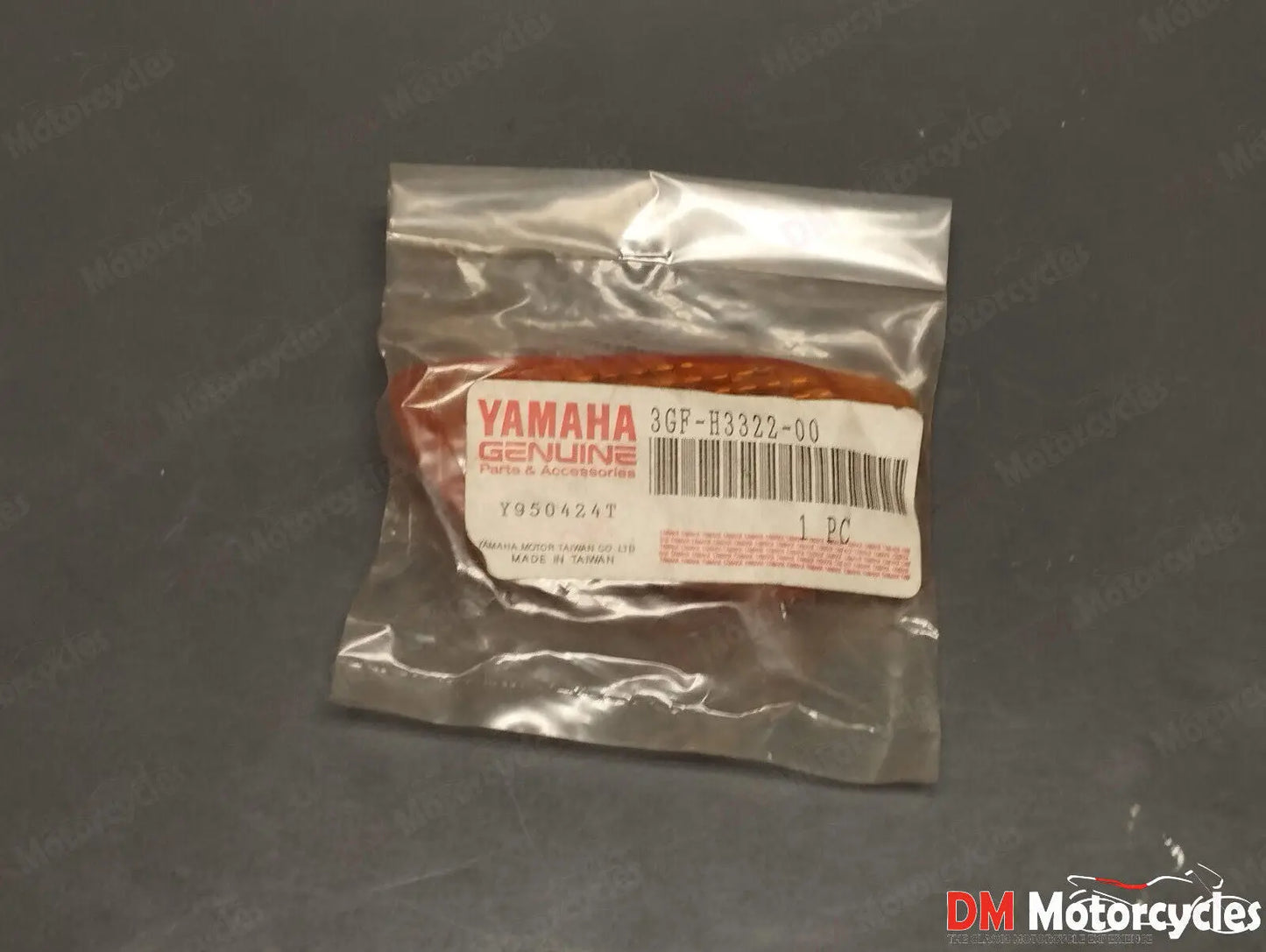 Yamaha genuine new flasher 2 turn signal lens 3gf-h3322-00